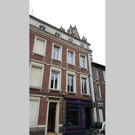 Appartement F1 au pied de la cathédrale à Beauvais Extérieur photo